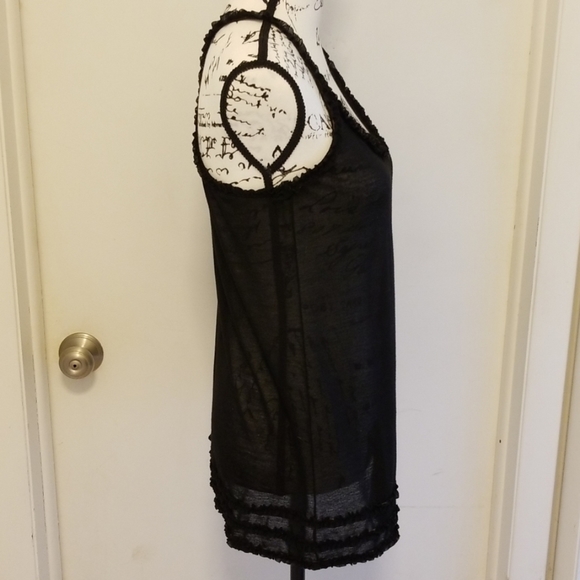 PIPER &SPARROW RUFFLE RACERBACK LOOSE TANK - Picture 2 of 7